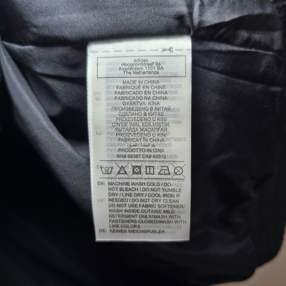 adidas Originals Basketball Shell Track Jacket JD5197 –‎ Black / Ivory  Sz L New - Picture 8 of 8